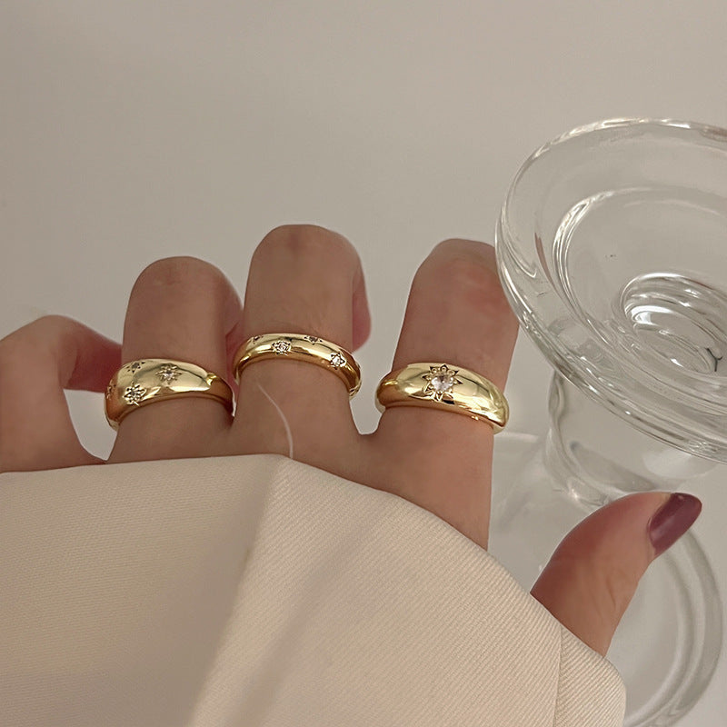 Smooth Curve™ Minimal Ring