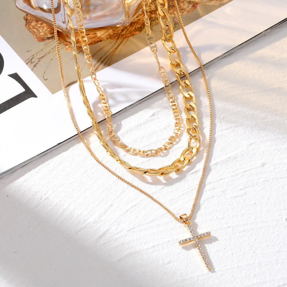 Auréa - Layered necklaces and pendant