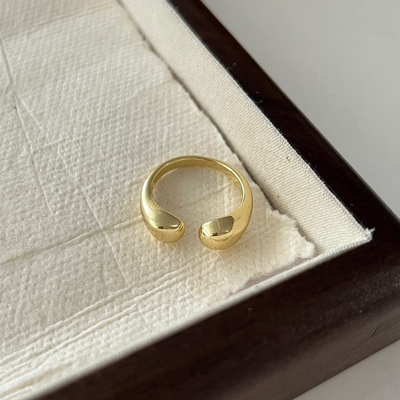 Smooth Curve™ Minimal Ring