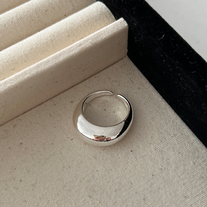 Smooth Curve™ Minimal Ring
