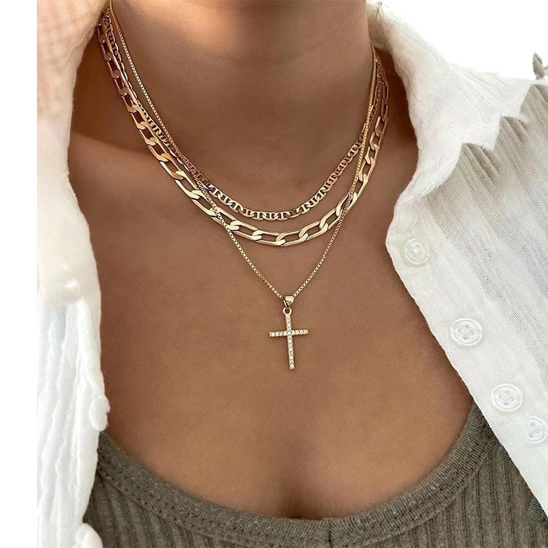 Auréa - Layered necklaces and pendant